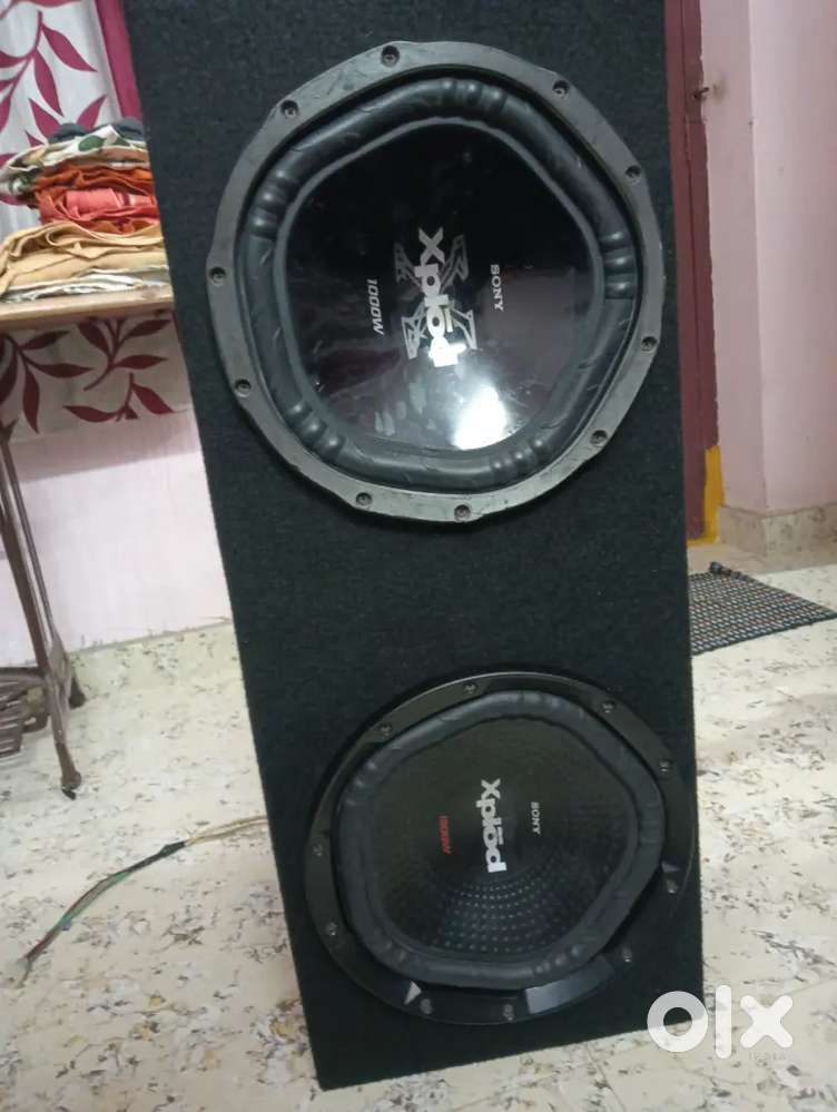 Sony xplod amplifier 1000w and sony xplod 1000w and 1800w subwoofers