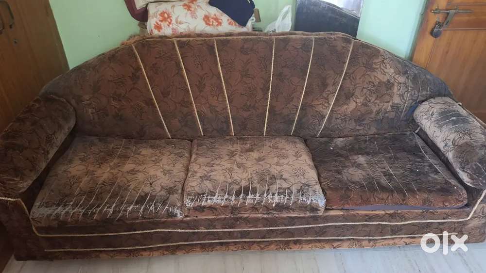Sofa set for sale at koelnagar