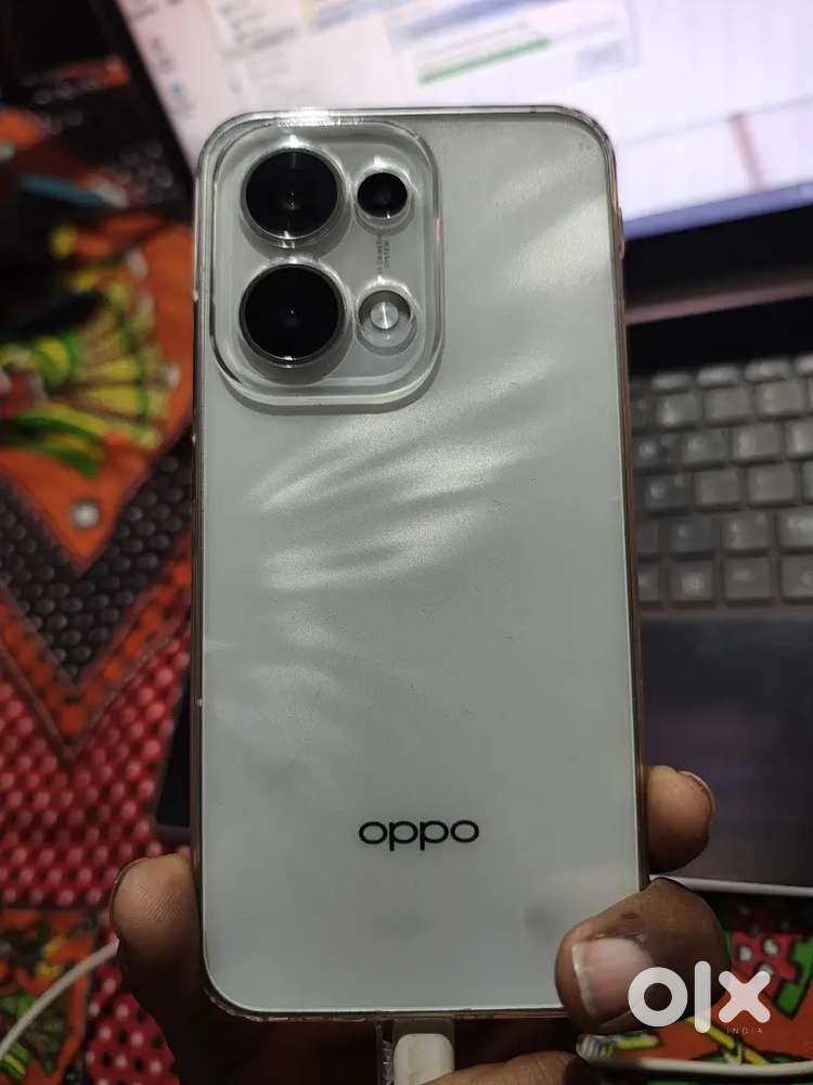 Oppo Reno 13 pro 5g,like new ,good condition,bill,box, charger.