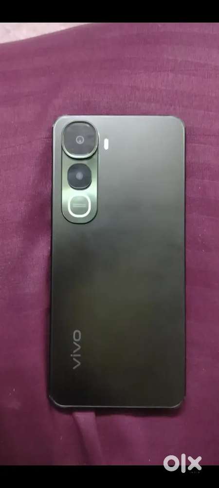 Vivo y 400 5G 8GB RAM 128 ROM