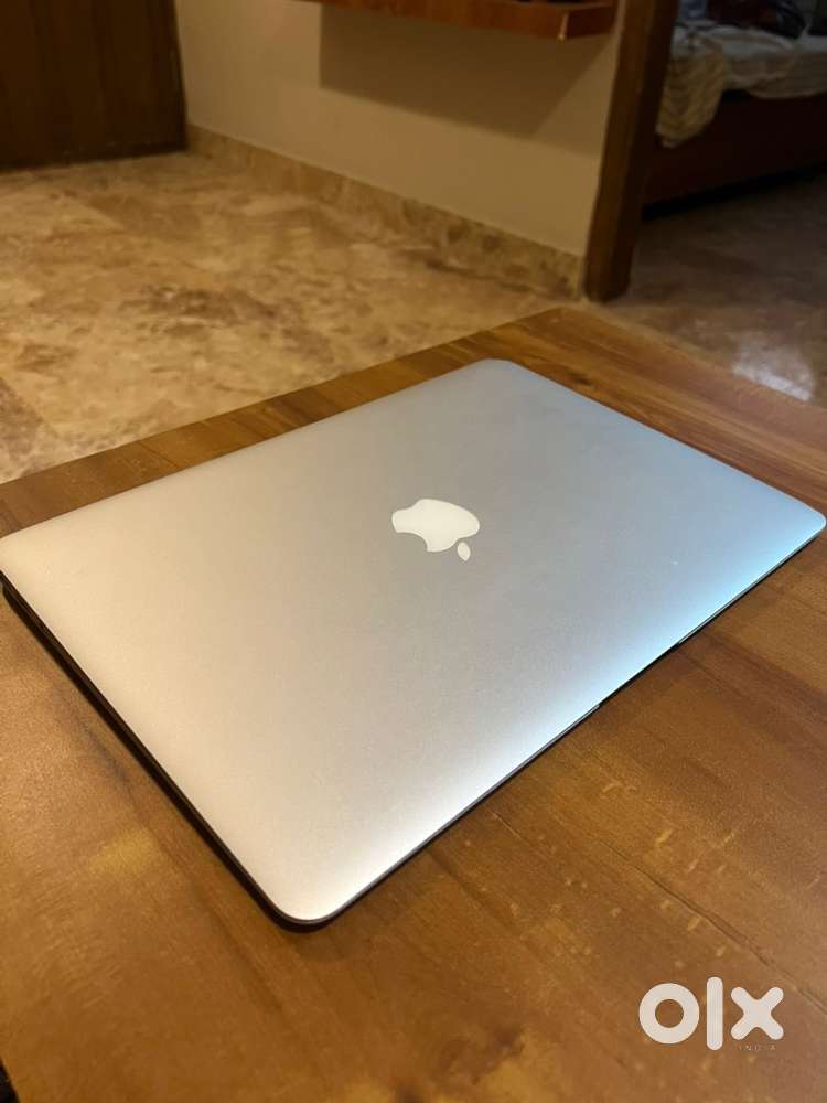 Macbook Air 2018 single owner perfect condition