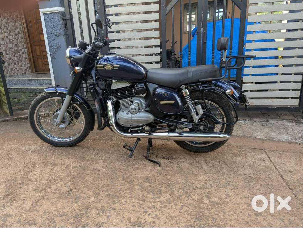 Premium JAWA 42 – Only 5,300 Kms  Excellent Condition  Sparingly Use
