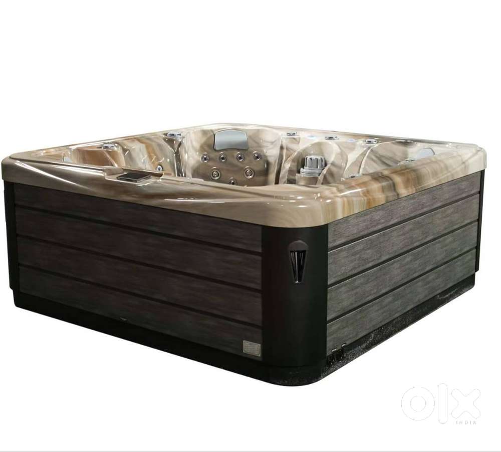 4.5L - For sale - 6 seat High end Jacuzzi spa, Pearl USA sunset colour