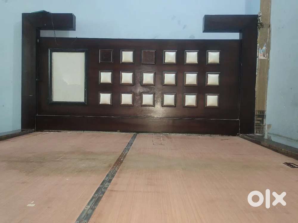 Stylish solid wood double bed