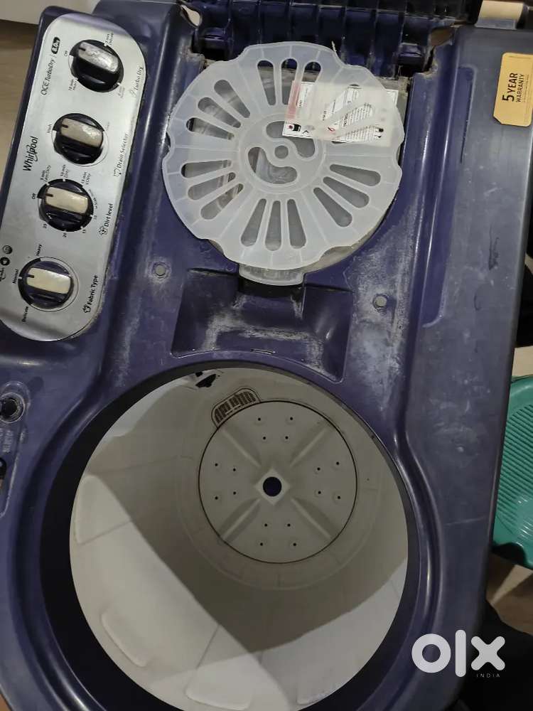 Whirlpool 8kg Semi automatic washing machine