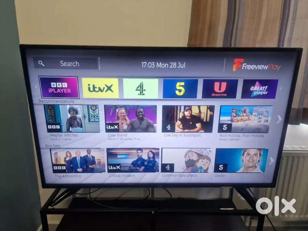 Realme smartv with live tv channels and delivery fitting free