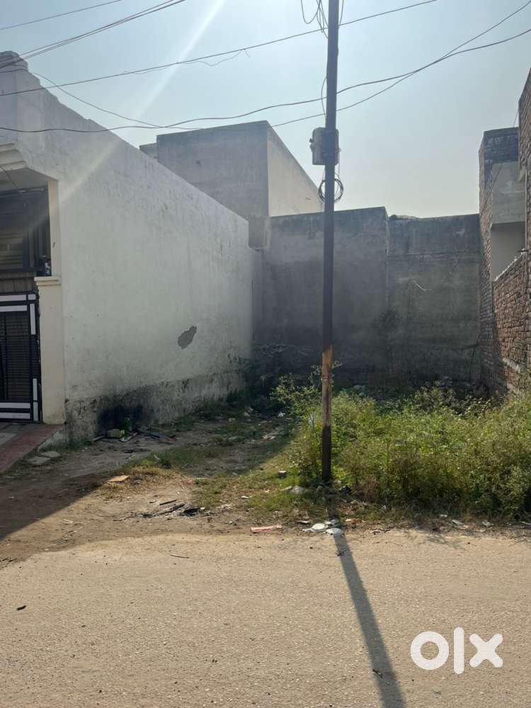 Plot in New Mehar Singh Colony Near Jagdish Enclave