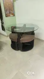 Space Saving Customized Dining Table & Chairs