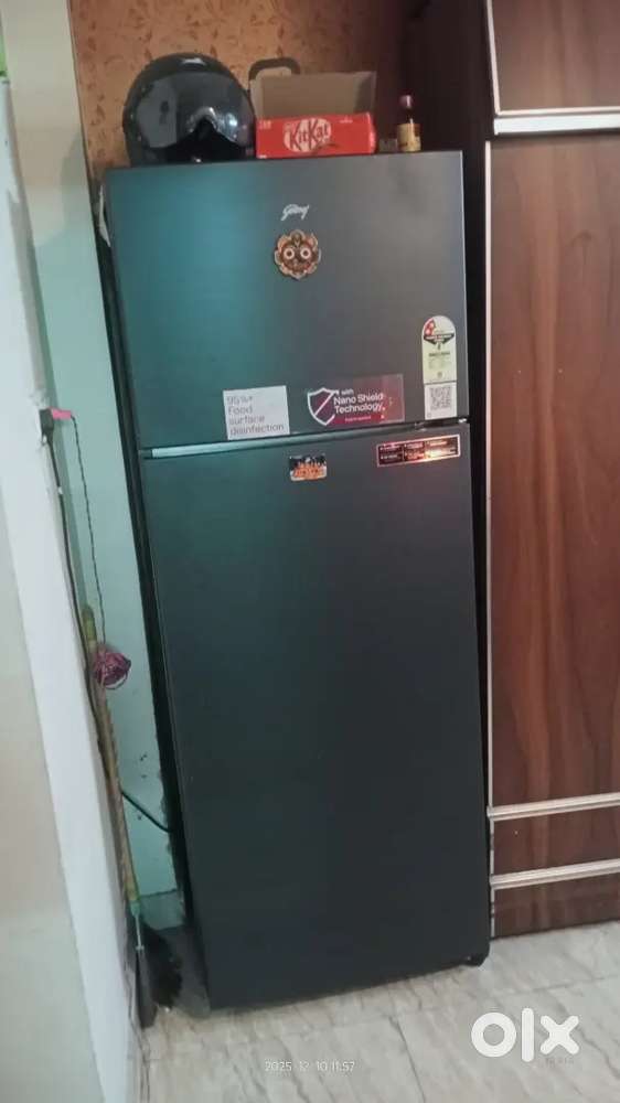 Goodrej double door covertable fridge