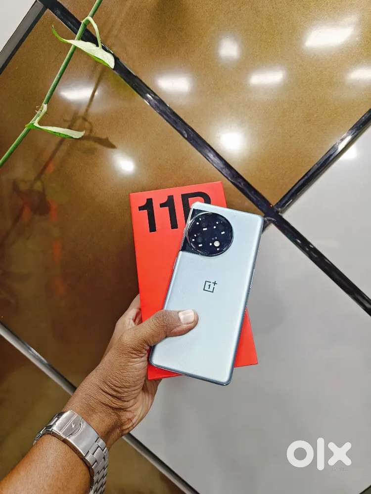 One Plus 11R 5G (8Gb/128Gb)..Full Box Kit..