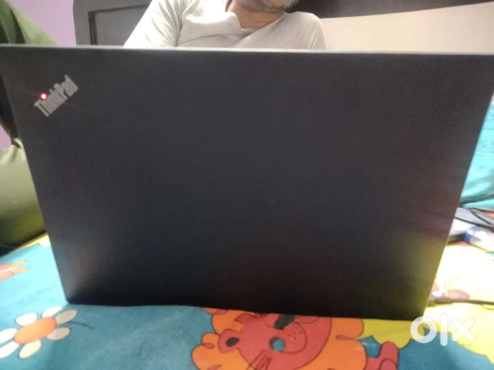 ThinkPad (lenovo)