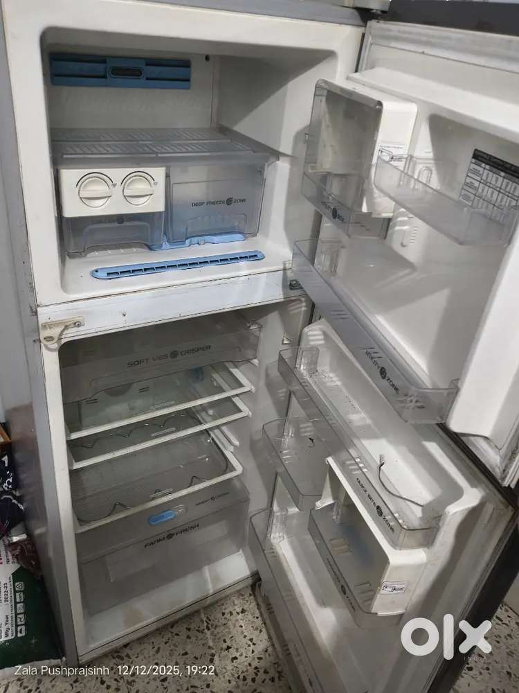 VIDEOCON ફ્રીઝ & Samsung washing Machine