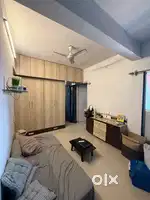 1 Bhk furnished flat with balcony bechlor allowed