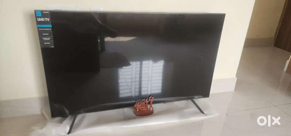 Selling my samsung 4k uhd tv 55 inch