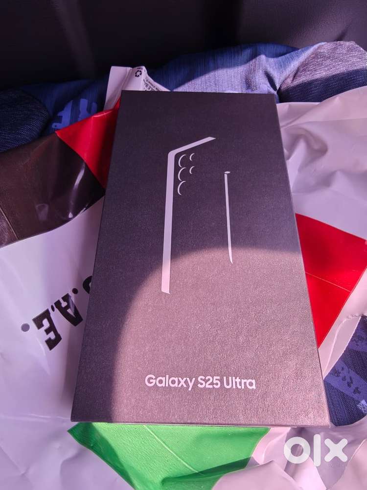 Samsung S25 Ultra 256 GB Sealed