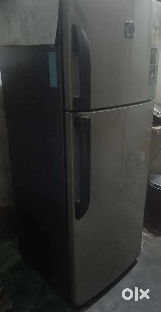 Double door Samsung fridge