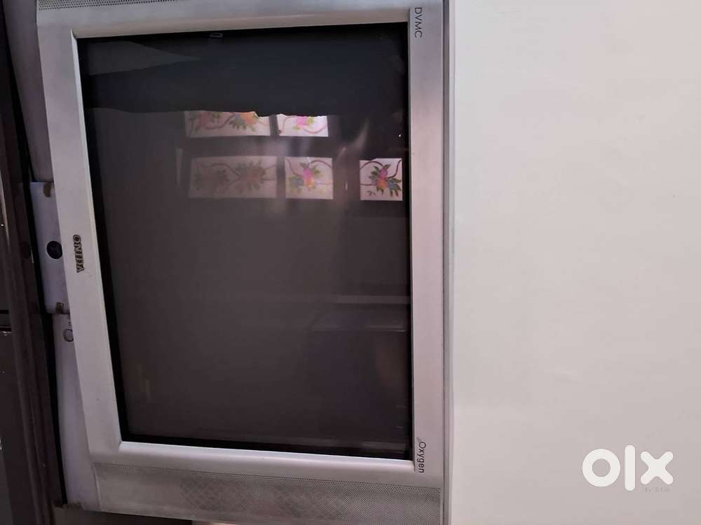 ONIDA COLOUR TV FOR SALE