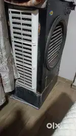 Cooler silver body