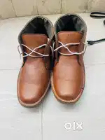 Leather shoes