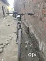 1 year purani hai