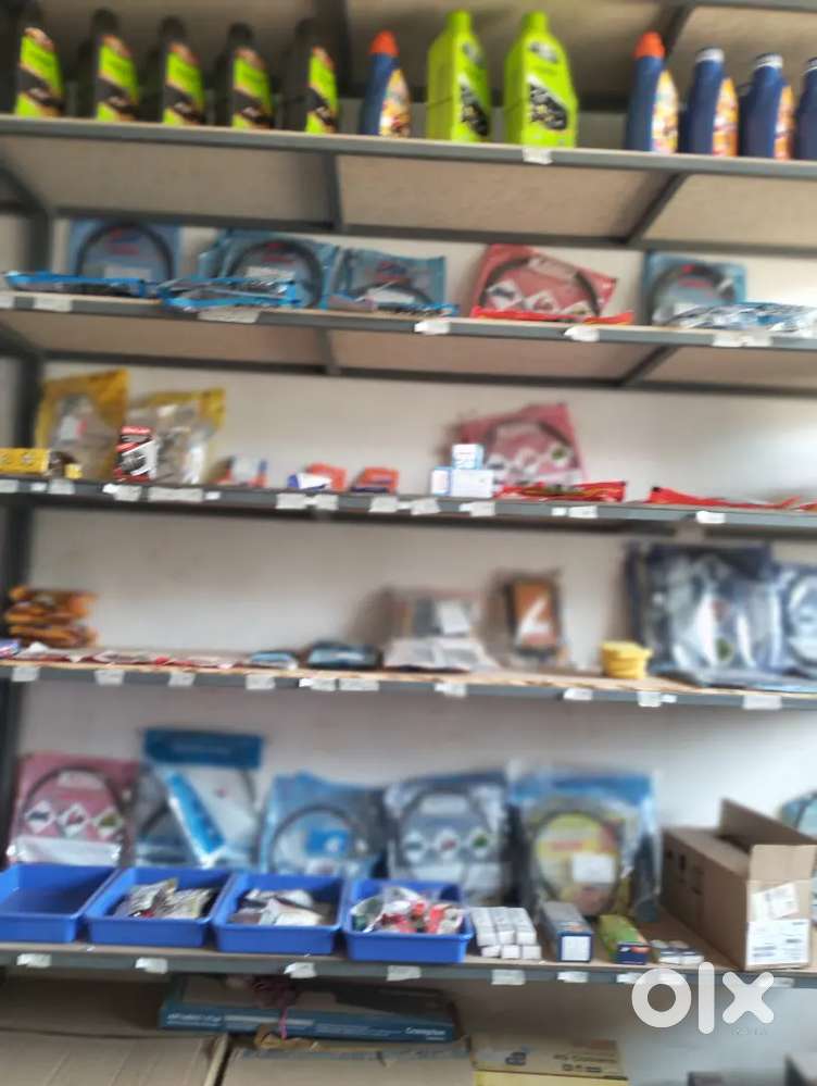 Two wheeler mechanic