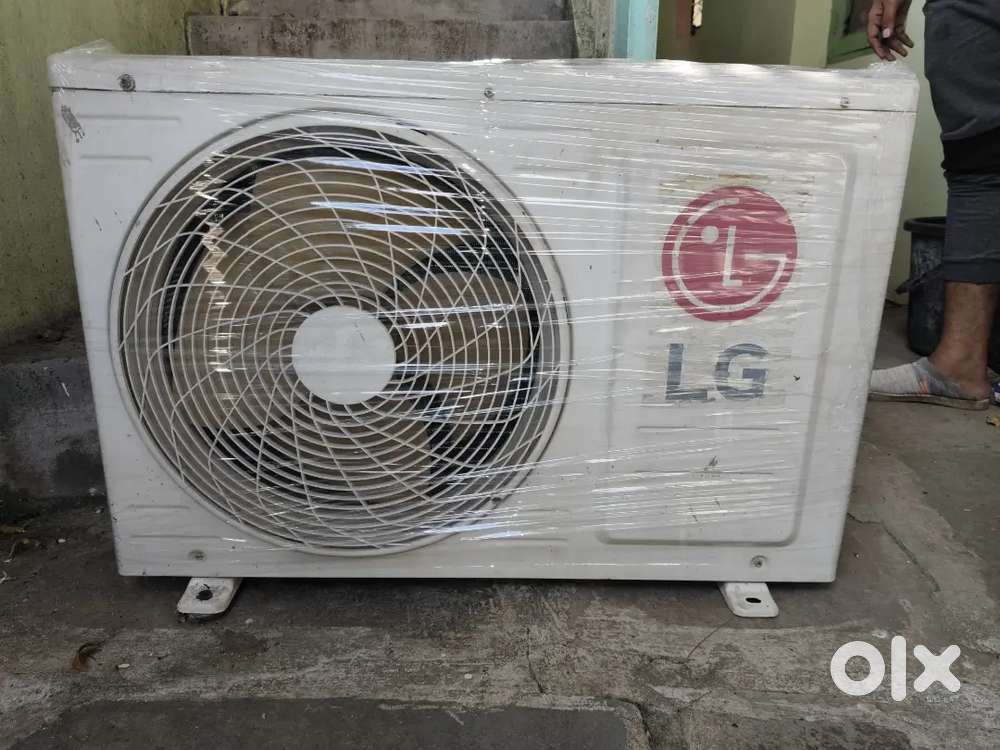 LG non inverter AC