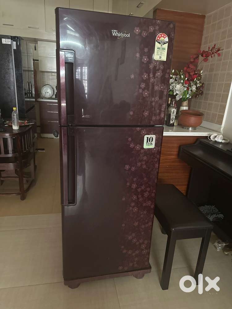 Double door 243 ltrs, Frost Free Fridge