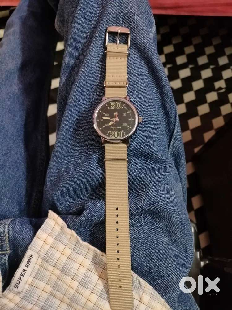 Fastrack Analog Watch – Stylish & in Excellent Condition