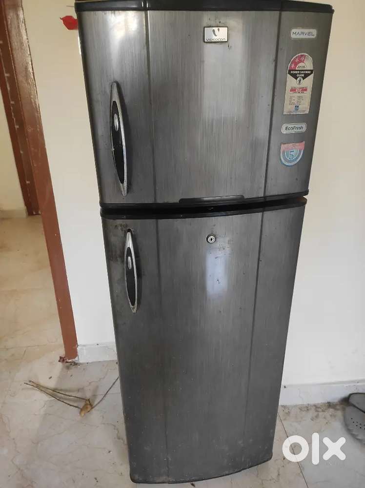 Double door Refrigerator @ 8000