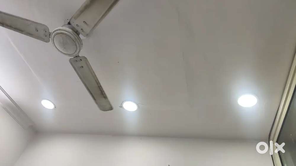 Suitable for office/ Lab/ courier