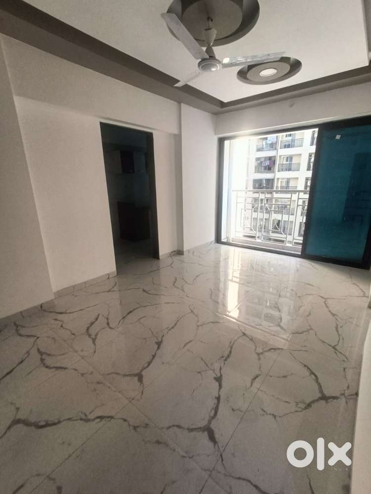 Spacious untouched pocket terrace flat available for rent