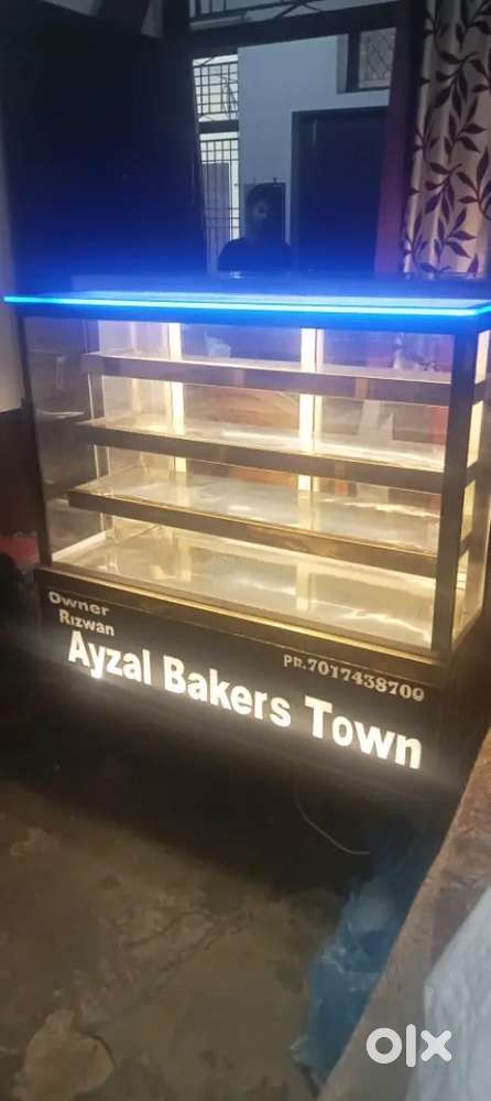 Display counter fridge