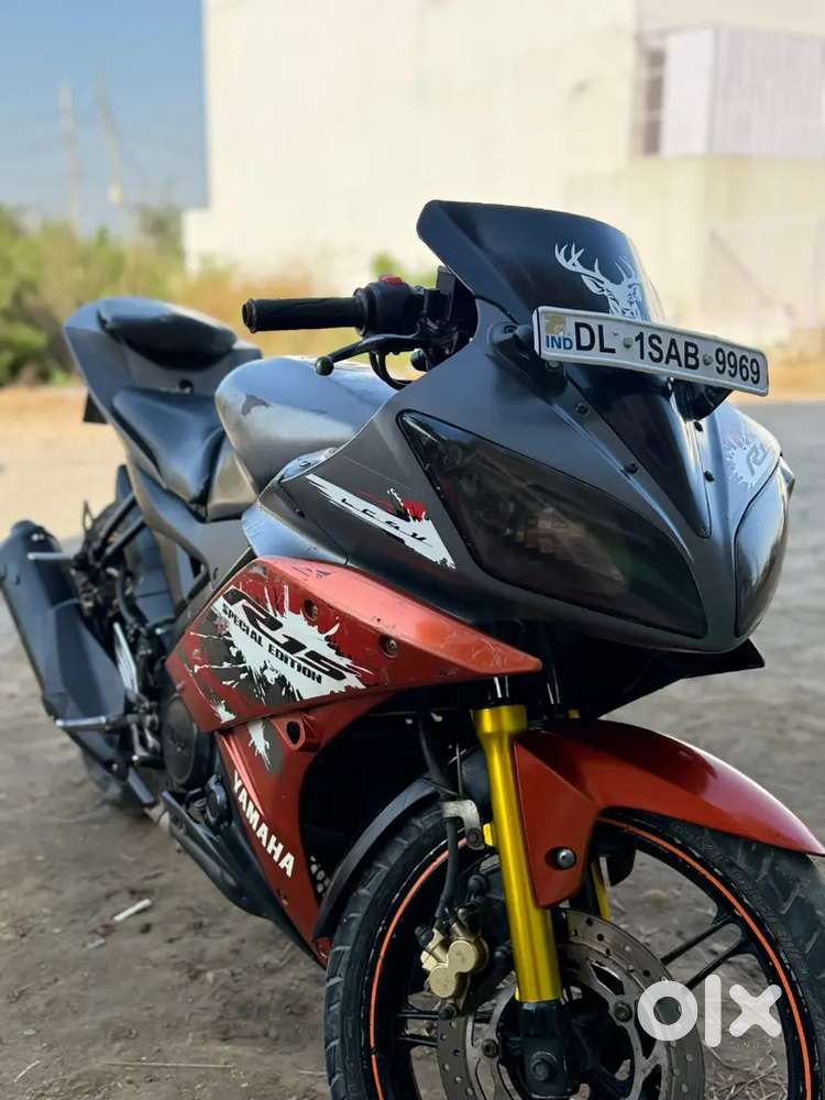 R15 V2 special edition with drl lights