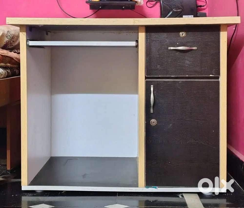 Computer Table / Study Table