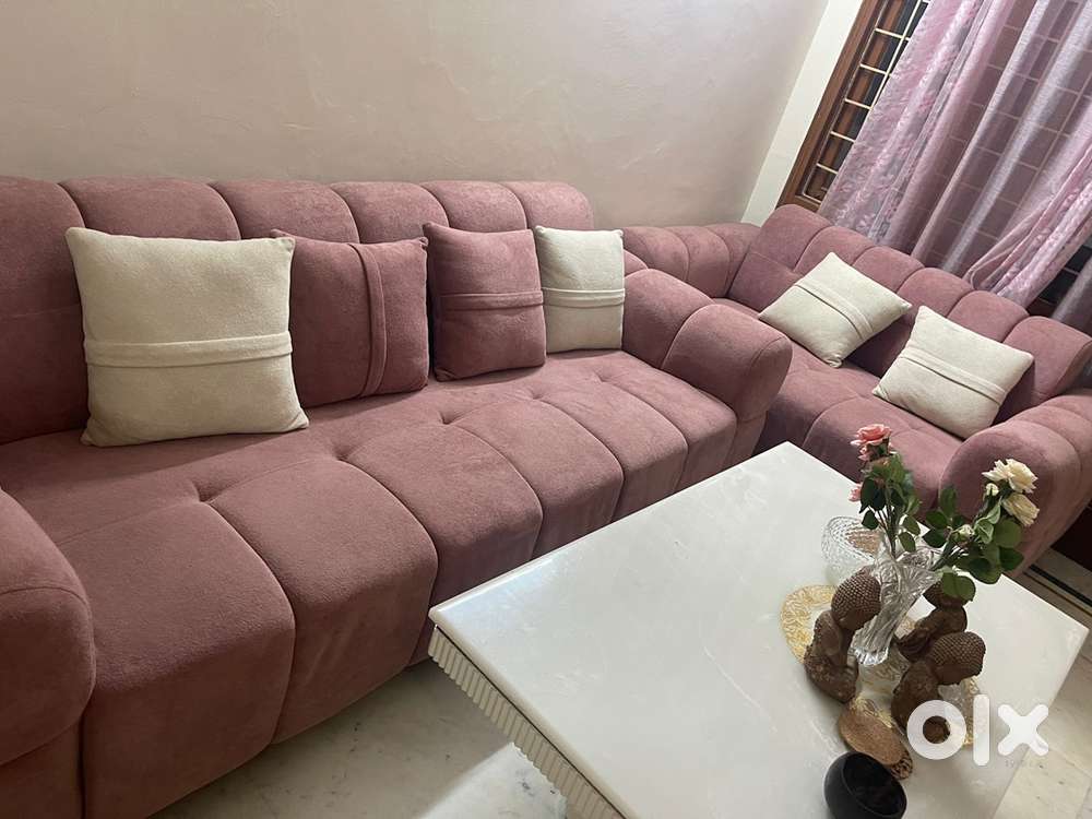 Brand new 5 Seater L shaped premium quality sofa