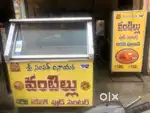 Curry point counter & Fridge