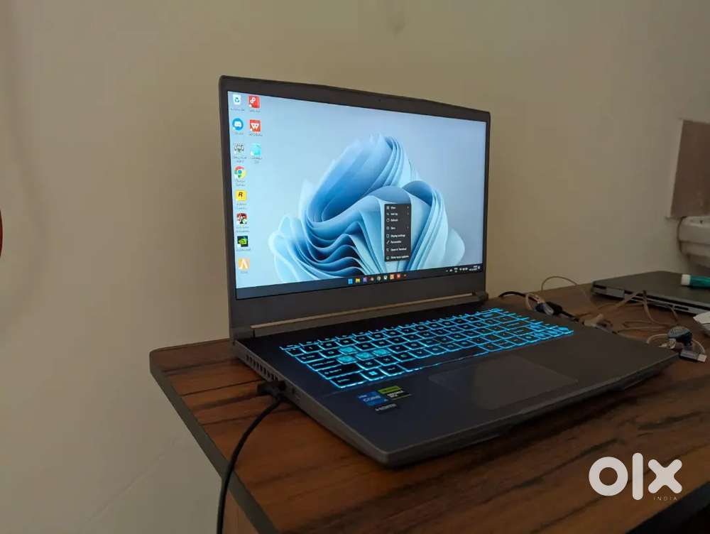 Msi thin 15 , rtx 2050 , 512gb , extra gaming mouse , no bill , no box