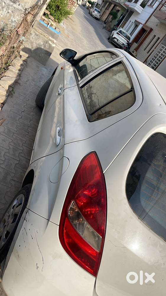 Hyundai i20 2011 Diesel 190000 Km Driven