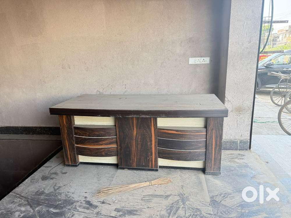 Wooden counter