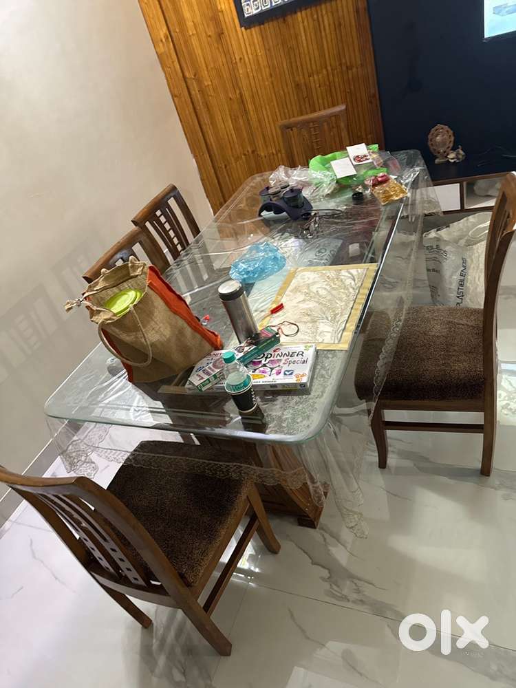 Teak wood glass table with 6 chair
