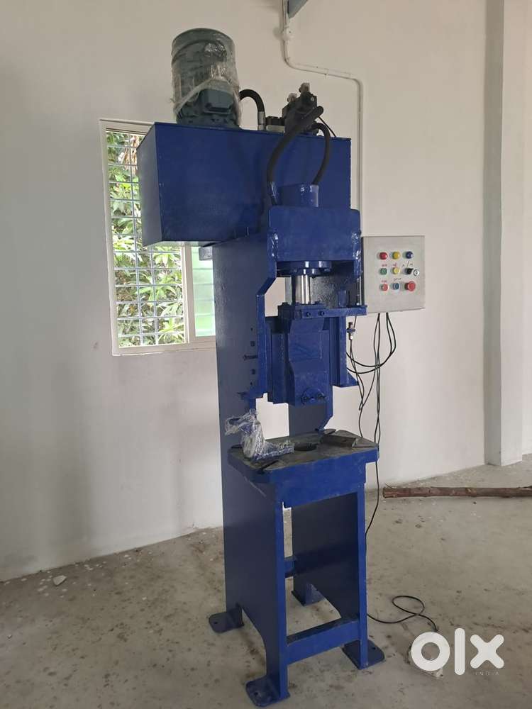 Punching machine