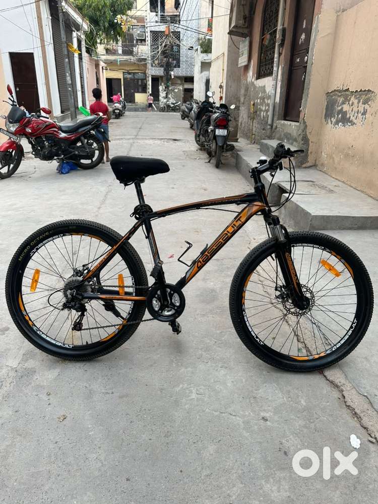 Assault racing cycle
