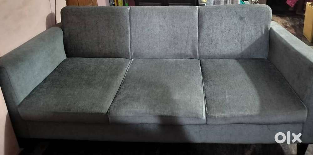 3 seater grey colour sofa in a very good condition