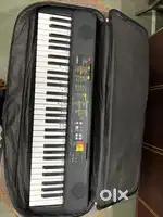 Yamaha PSR F-57
