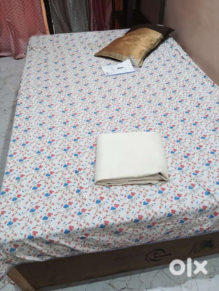 room available for couple