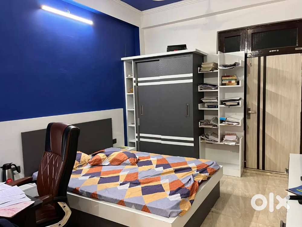 50 bed pg for rent at Tagoretown