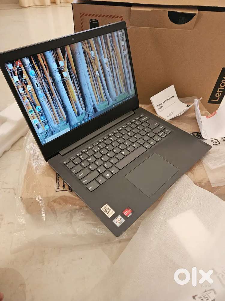 Brand new_FULL BOX_Lenovo AMD ATHLON 2.3GHz/8GB/512GBSSD/14 INCH