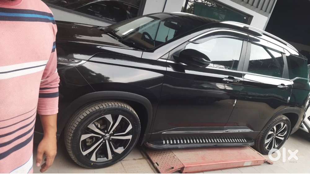 MG Hector Plus 2023 Diesel Well Maintained
