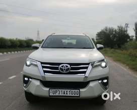 Toyota Fortuner 2.8 Legender 4X2, 2018, Diesel