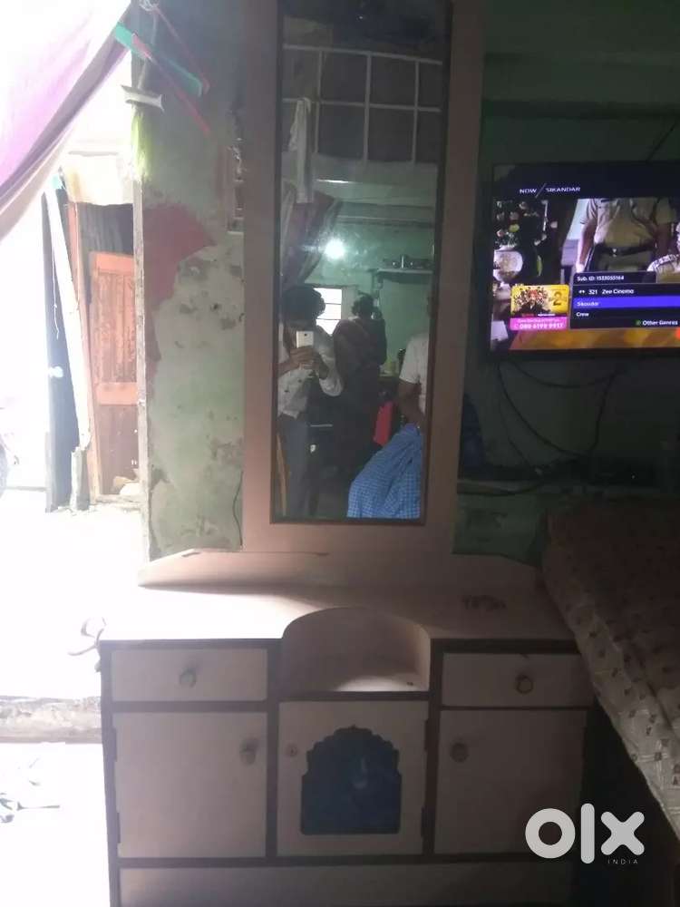शीगर दाणी कपाट